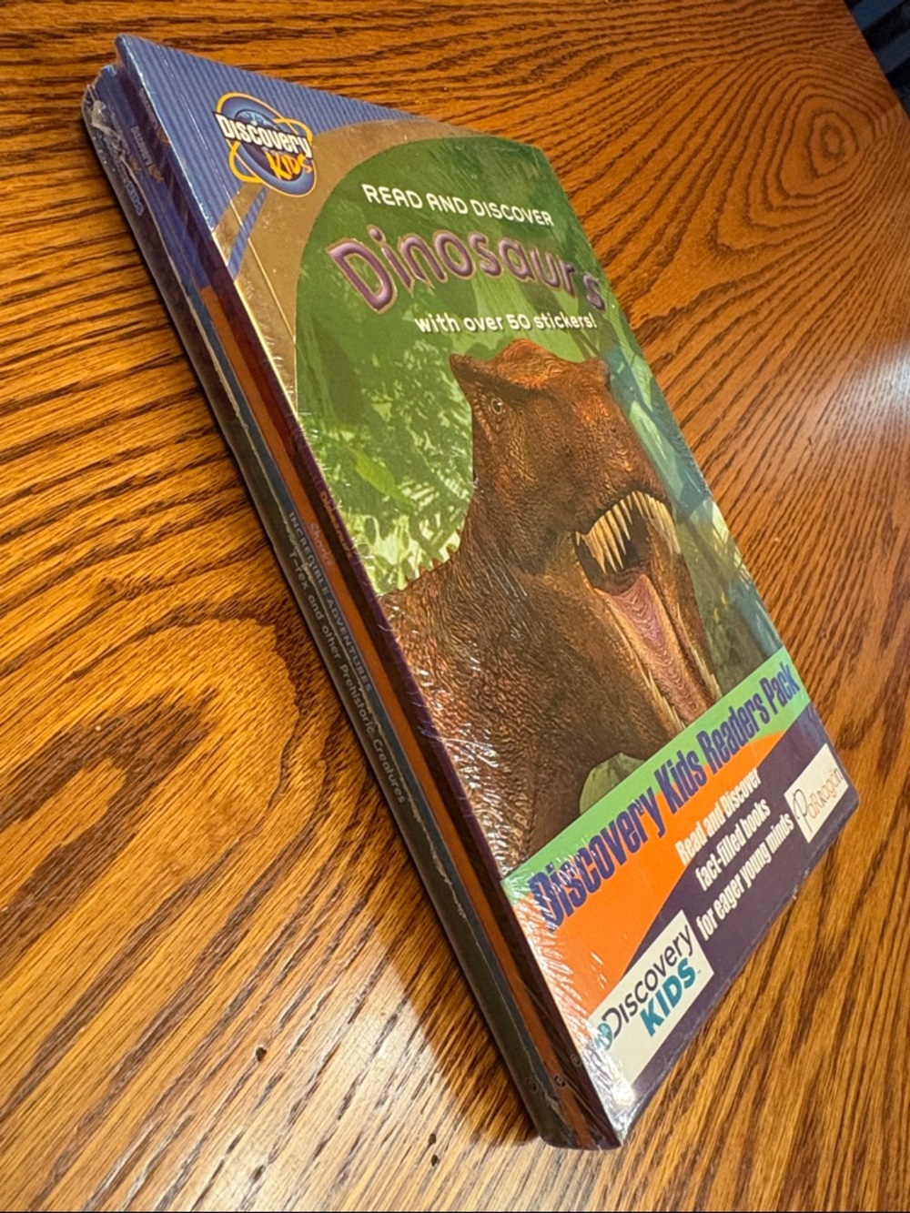 NWT Discovery Kids Read & Discover Book Set of 6 by Parragon Books